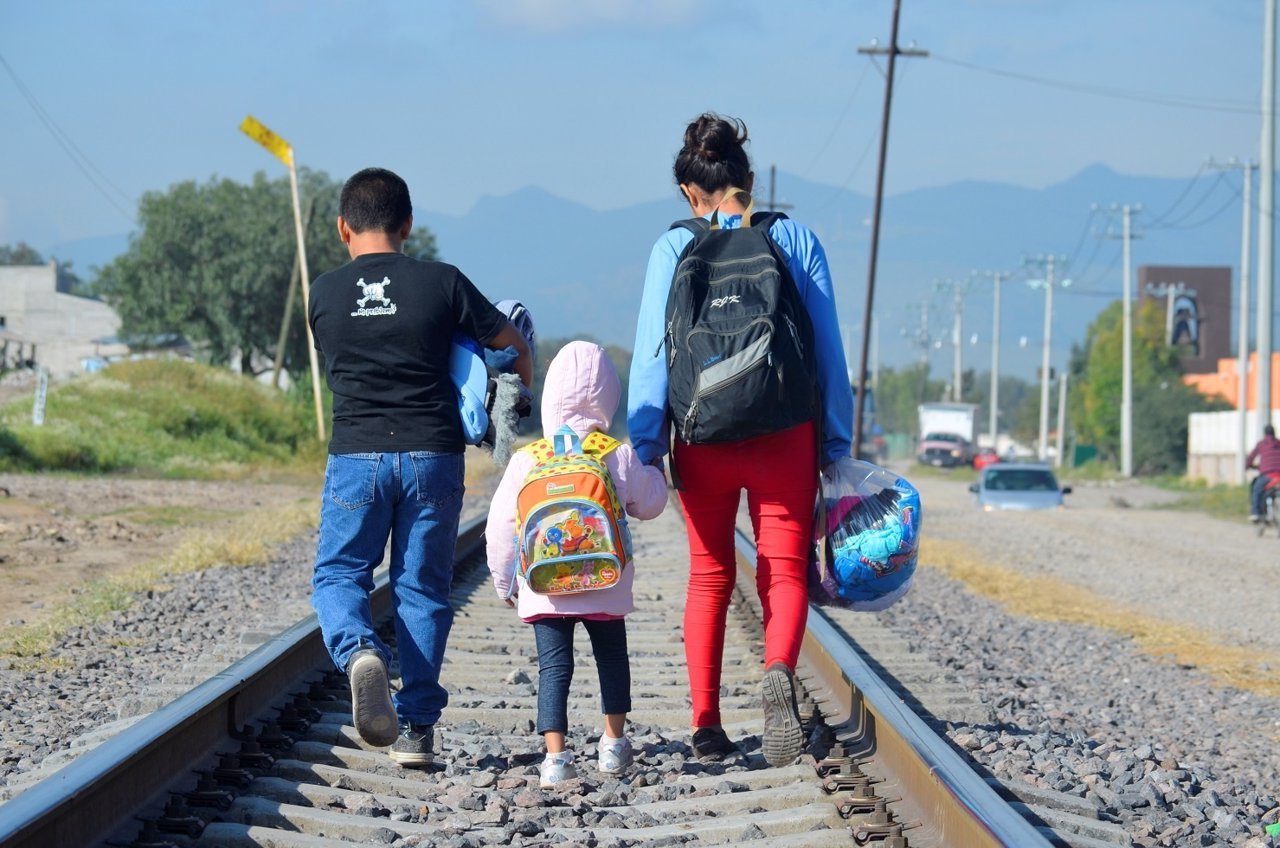 Persona en camino